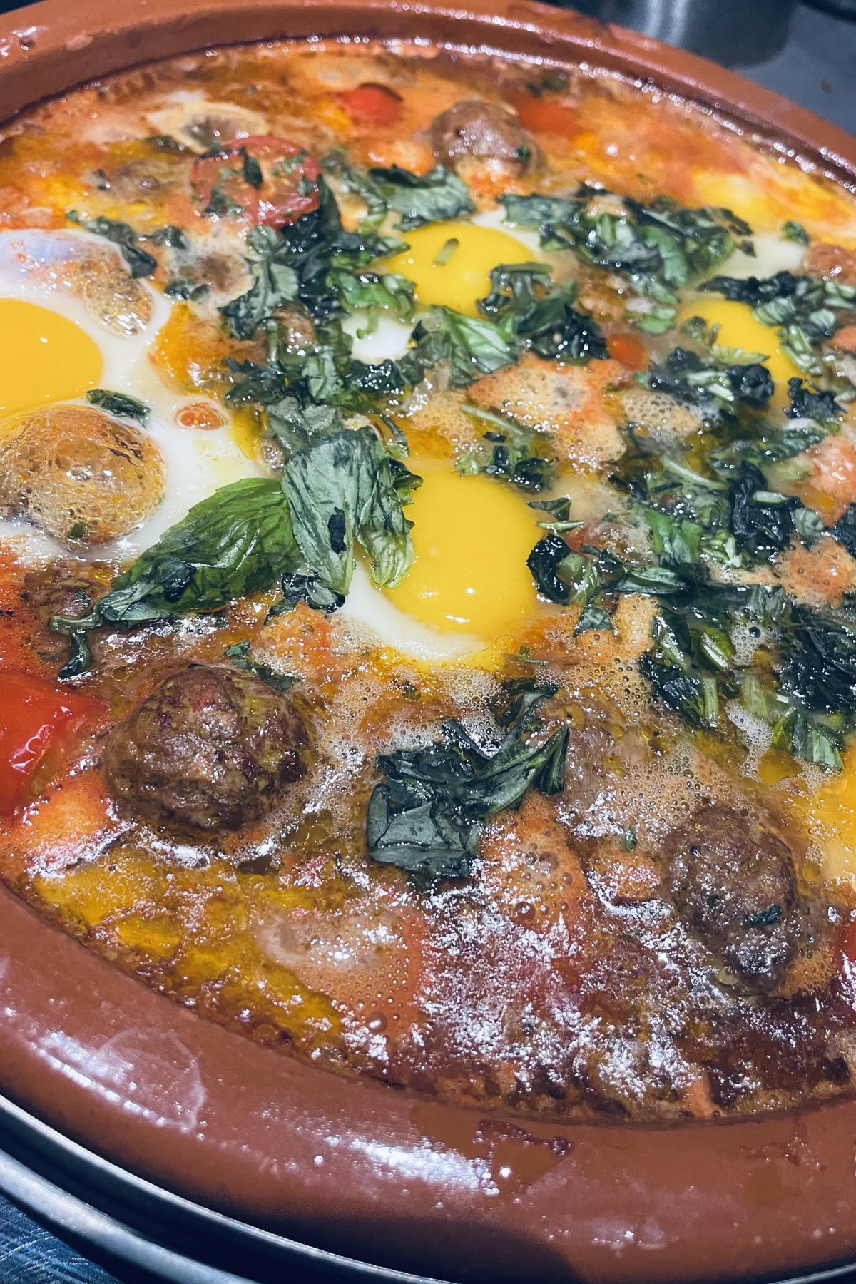 Tajine aux boulettes : guide débutant pour réussir votre premier plat marocain 